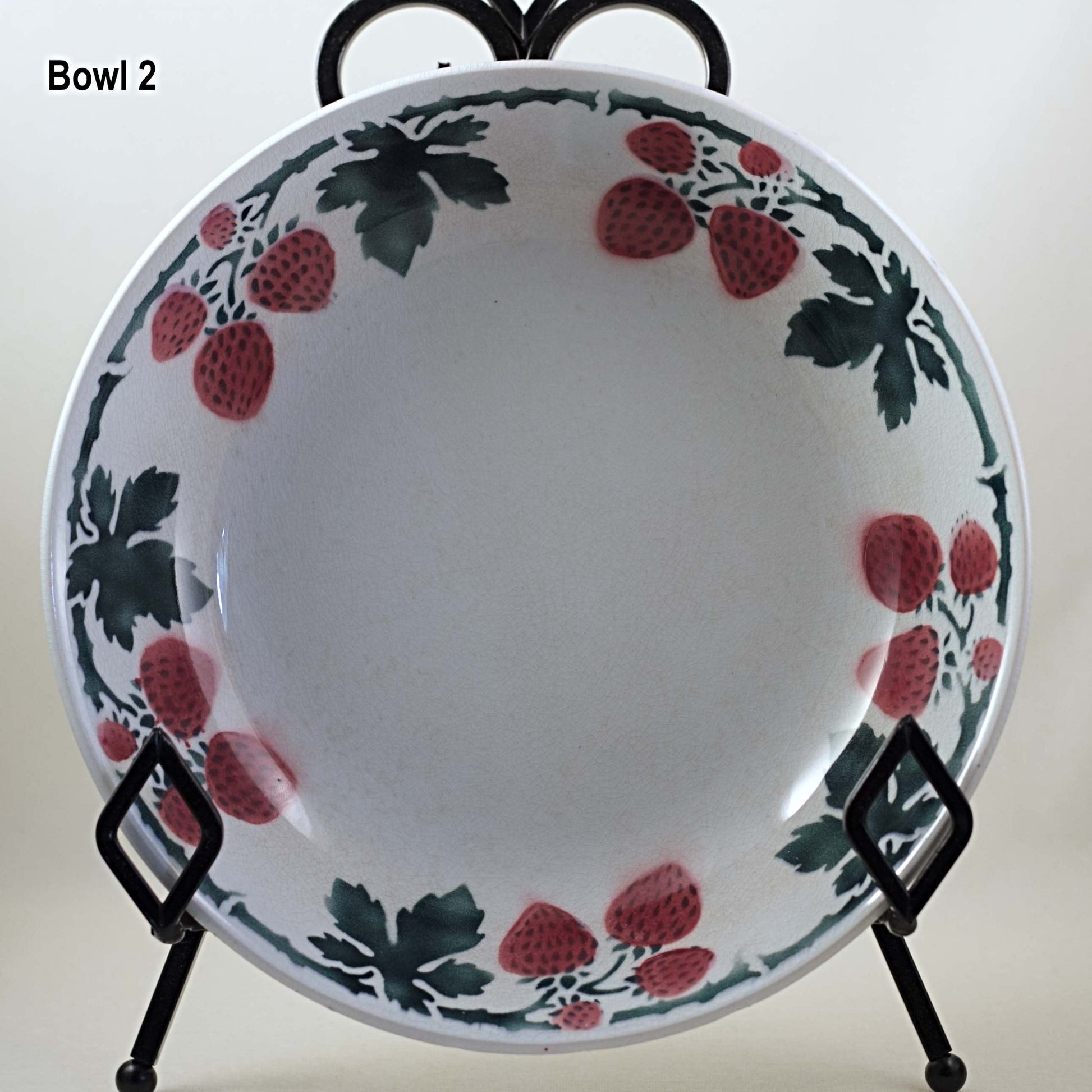 LUNÉVILLE FAIENCE SERVING BOWL SET Circa Late 19th/Early 20th Century Rare Strawberries Pattern