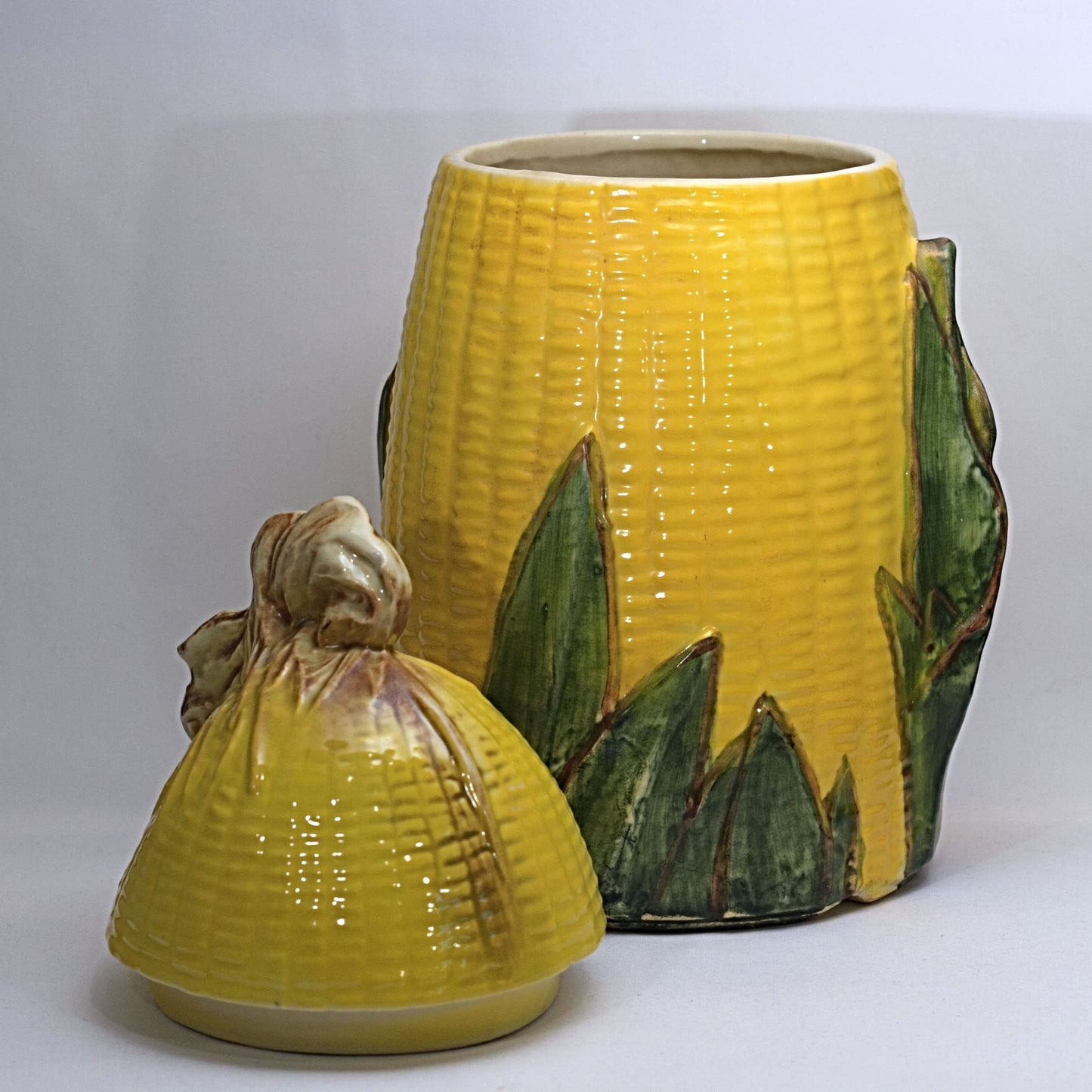 MCCOY POTTERY Ear of Corn Cookie Jar 1958