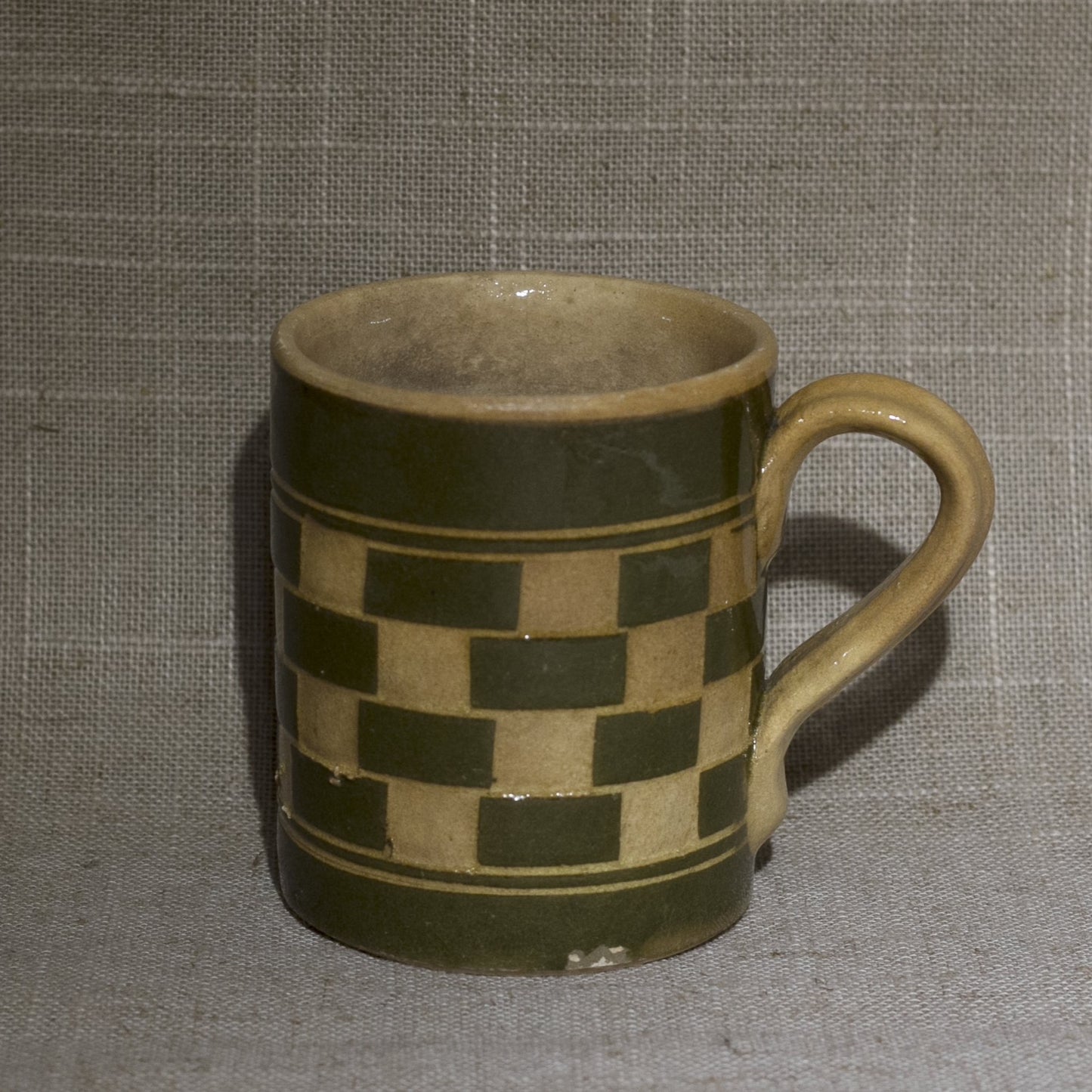 Antique English MOCHA WARE Mug with Tan and Olive Green Checkerboard Circa Early 19th Century