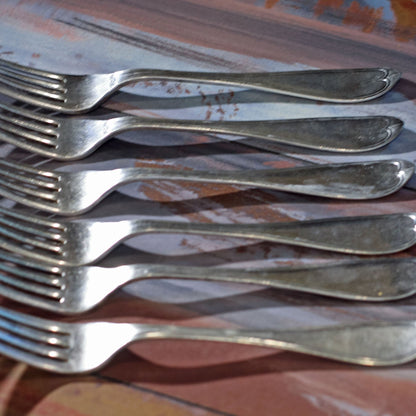 OVAL THREAD SILVER PLATE FORKS by Rogers and Brothers Lot of Six (6)