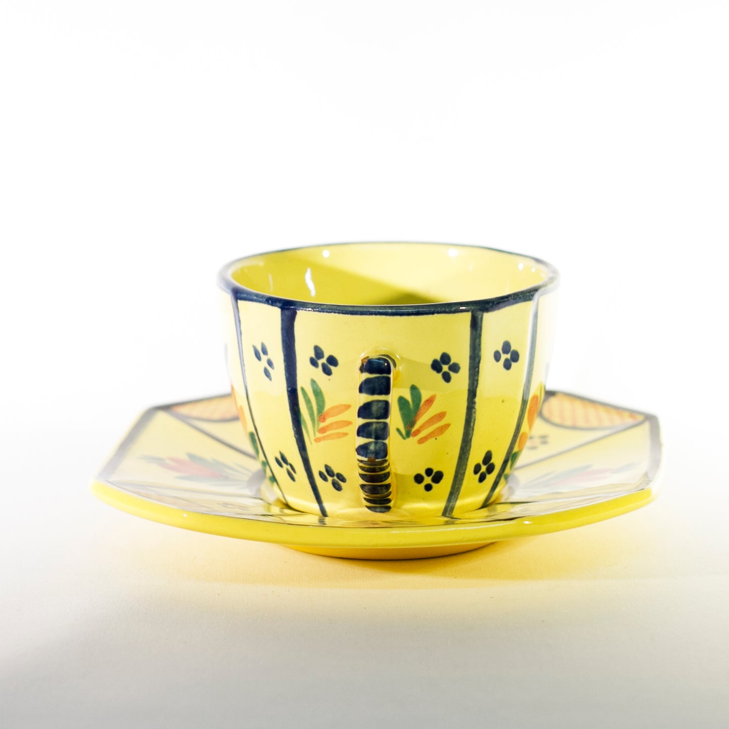 Hand Painted Faïence HB QUIMPER OCTAGONAL TEACUP & SAUCER Circa 1940 - 1960