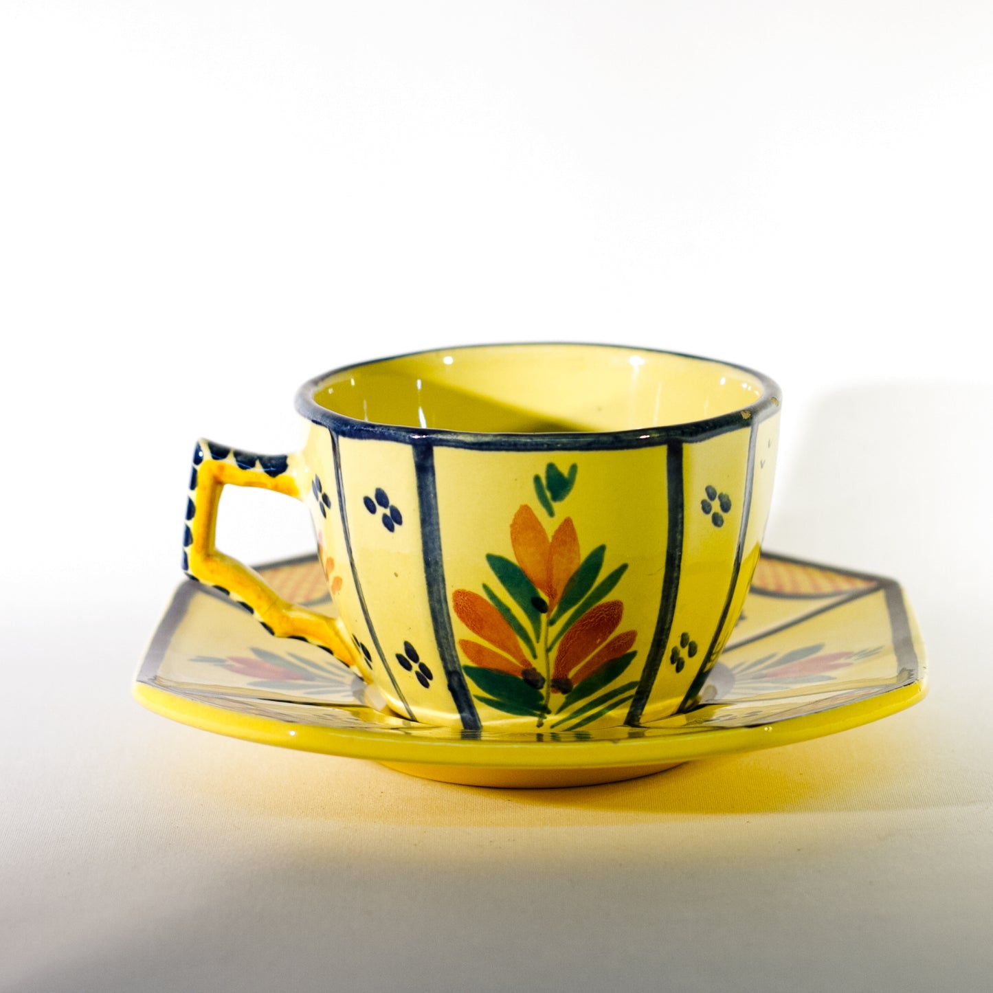 Hand Painted Faïence HB QUIMPER OCTAGONAL TEACUP & SAUCER Circa 1940 - 1960