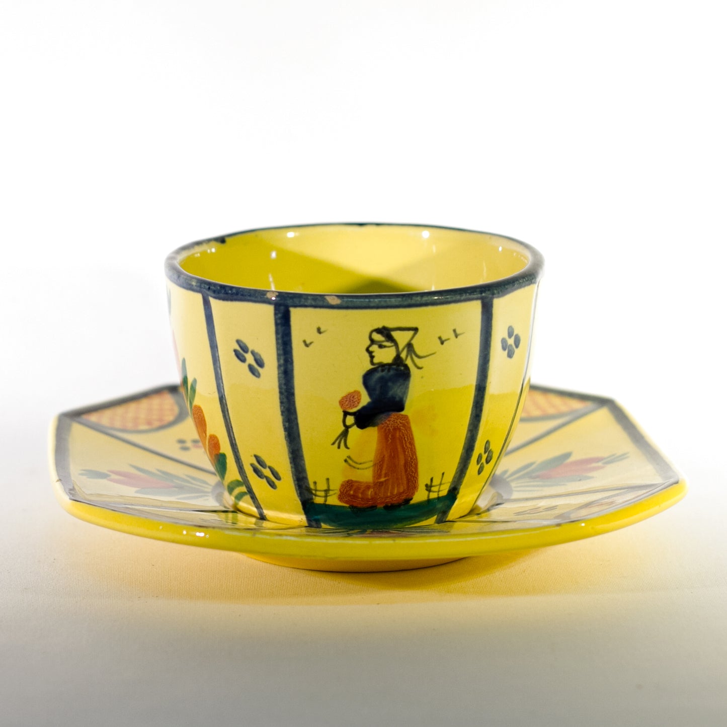 Hand Painted Faïence HB QUIMPER OCTAGONAL TEACUP & SAUCER Circa 1940 - 1960