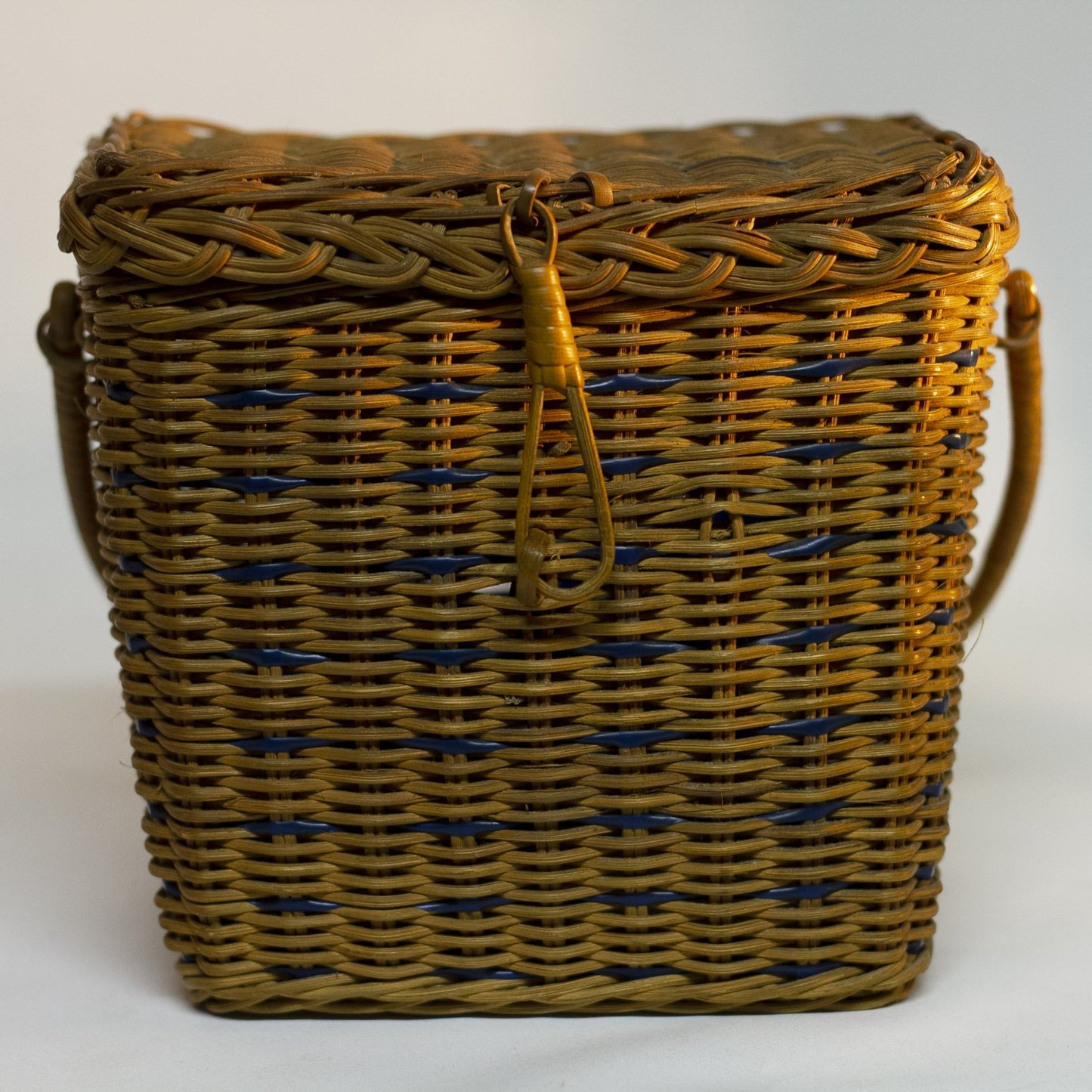 Vintage Wicker Rattan BOX-SHAPED HANDLE PURSE