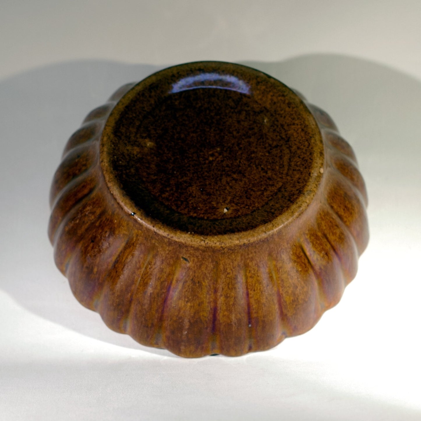 Antique AMERICAN ROCKINGHAM RIBBED BOWL Circa 1880 - 1900