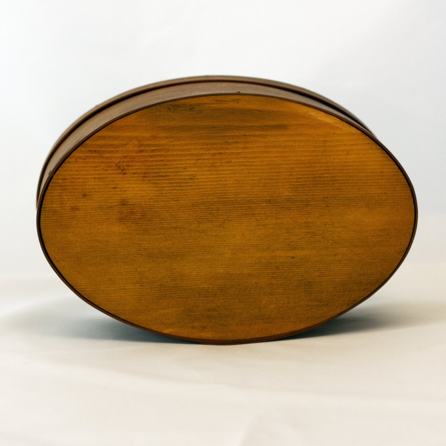 SHAKER-STYLE Oval Box with Swallow Tail Joints