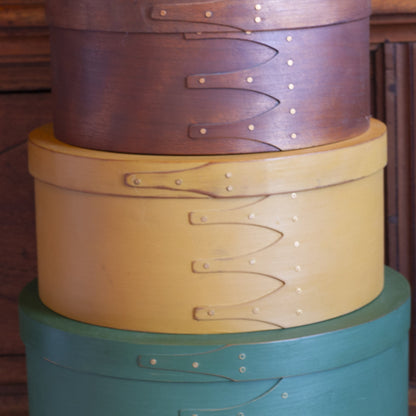 Cajas Nido Circulares con Cola de Milano Estilo Shaker – Juego de 9 Pintadas y Naturales, Decoración Rústica de Granja