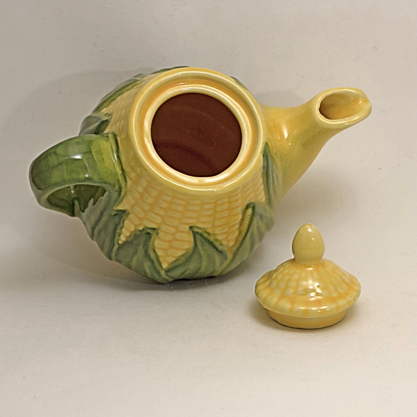 SHAWNEE POTTERY CORN KING Small Teapot Circa 1946 - 1954