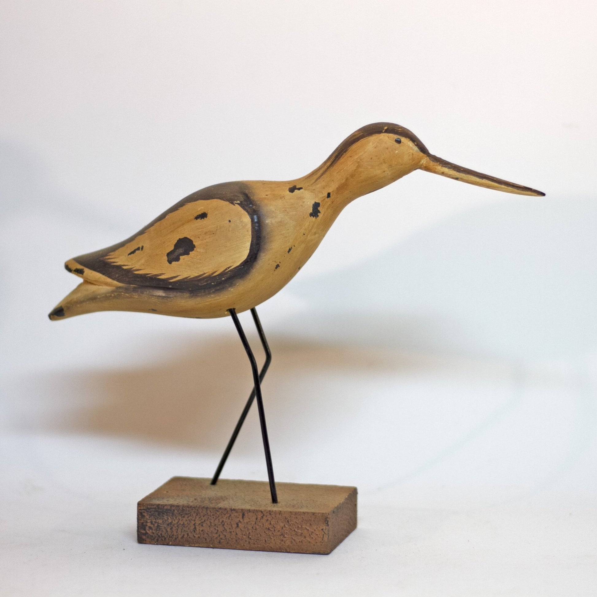 Hand Carved and Painted SANDPIPER SHOREBIRD 7 ½” Tall