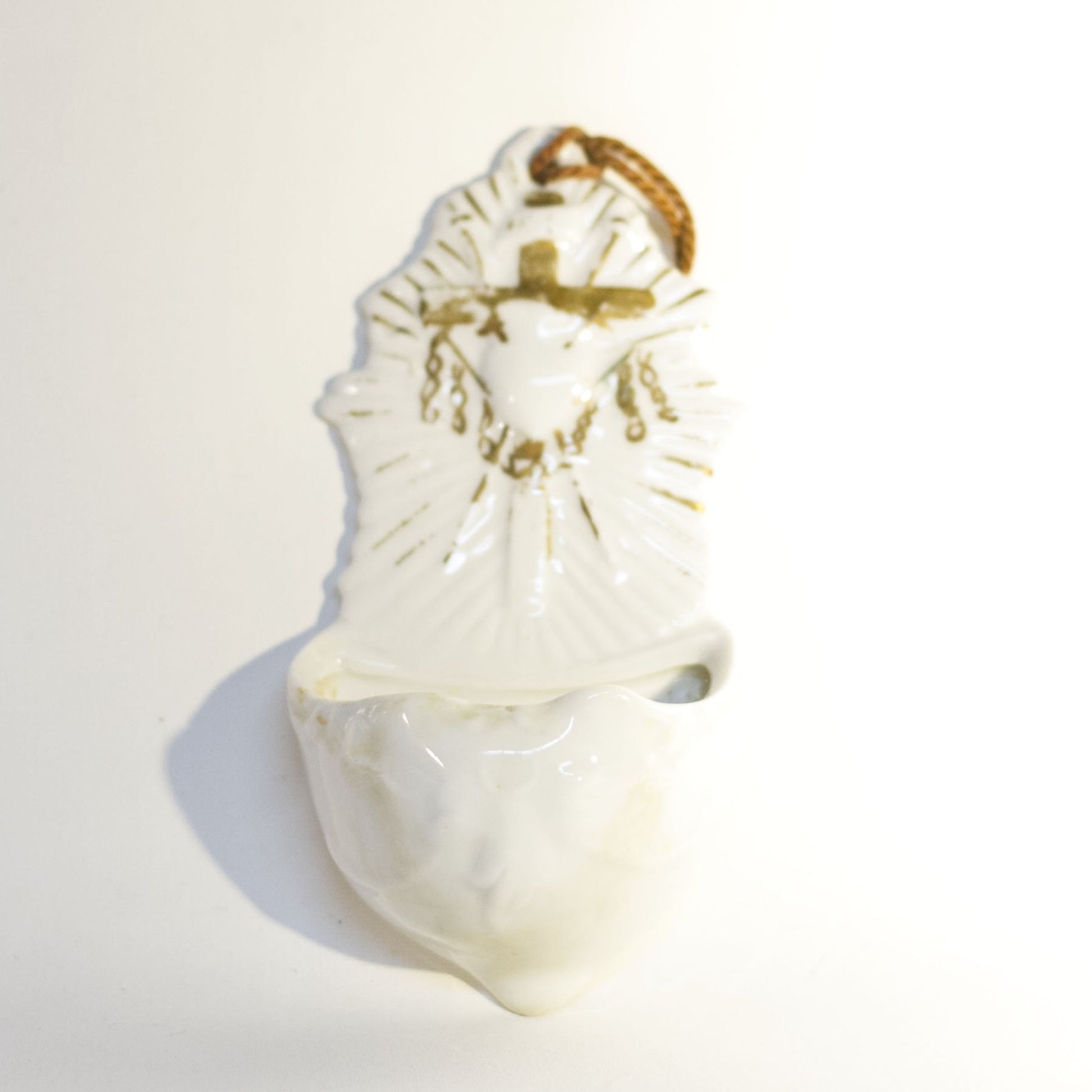 Vintage HOLY WATER FONT Depicting SACRED HEART, CROSS and CHAINS White Glazed Bisque with Hand-Painted Gold Gilt