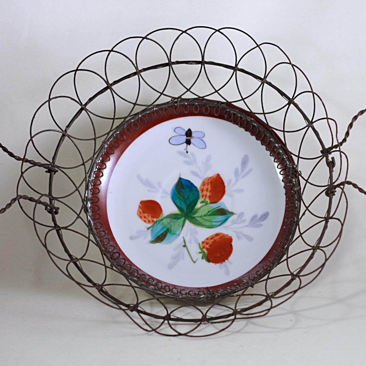 WIRE BUN BASKET with Heart Shaped Handles