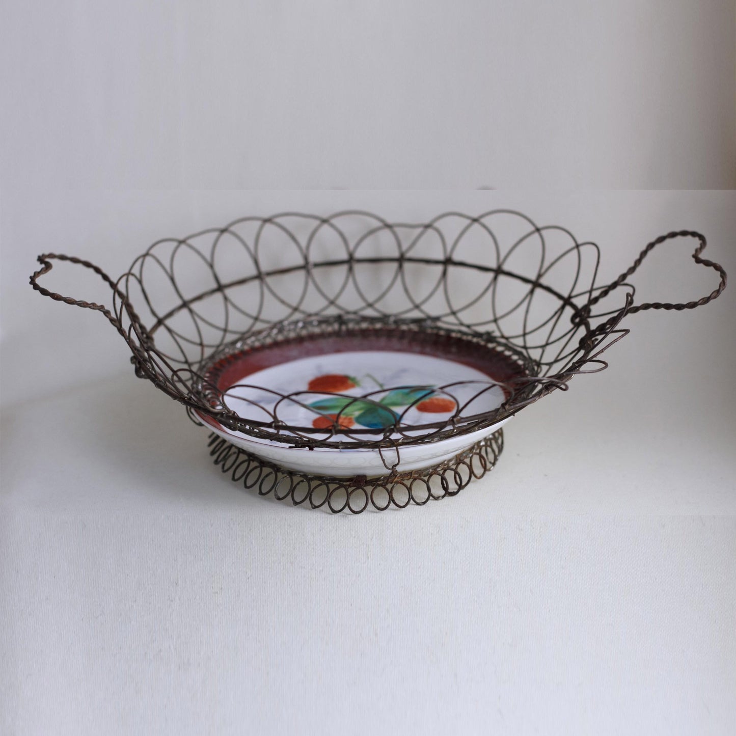 WIRE BUN BASKET with Heart Shaped Handles